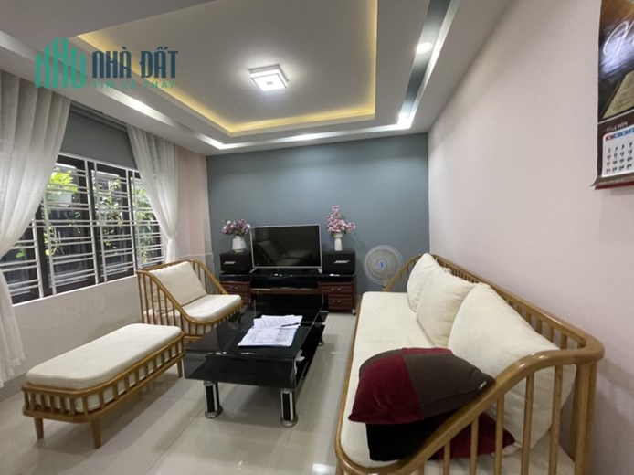 Kiệt 3.5m, sát Yên Thế, Bắc Sơn, gần Bến xe Trung Tâm Đà Nẵng, chỉ 2 tỷ.