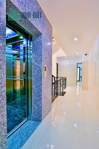 Bán CHDV ngay Lê Văn Sỹ - Nguyễn Thanh Tuyền, 7 T + Hầm- 28 PN, 4/10x28m, 21.8 tỷ (TL)