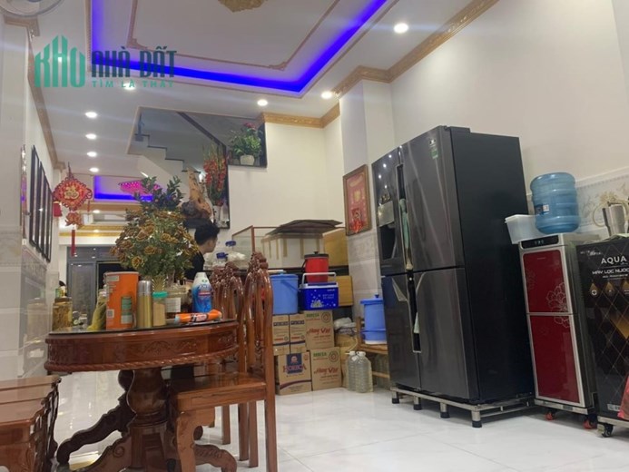 Bán nhà HXH 6m Nguyễn Nhữ Lãm - Nguyễn Sơn, DT: 4.2/7.6x21m, 3 T- 5PN, 10,9 tỷ