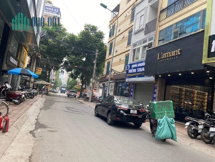 Bán Nhà Mặt Phố Nguyễn Văn Tuyết Đống Đa 55m2, 3 Tầng, Mặt Tiền  4.1, Giá 22.8 tỷ 0868868383