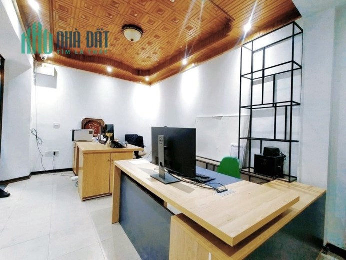 Cực hiếm nhỉnh 7 tỷ ô tô kinh doanh phố Nguyễn Văn Trỗi Thanh Xuân 36m 5 tầng lô góc ở ngay lh