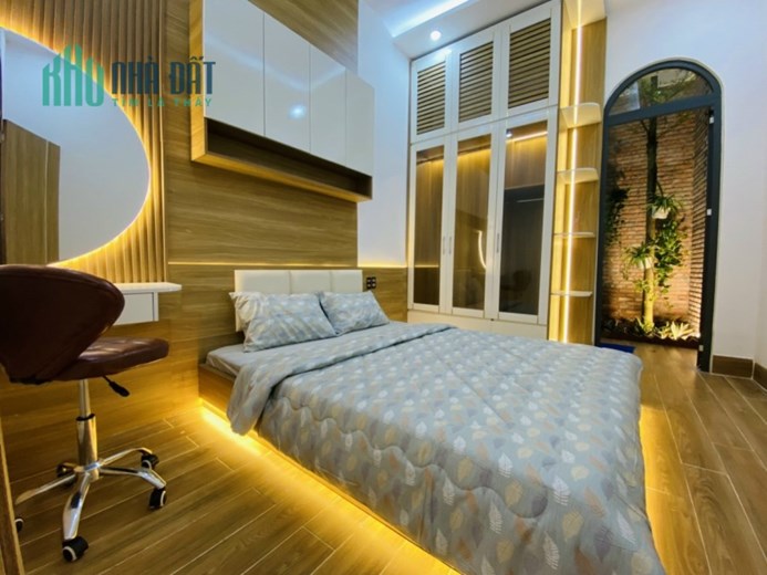 Siêu Phẩm - Bán nhà 3 tầng mặt tiền đường Hải Sơn, Hải Châu - Đà Nẵng