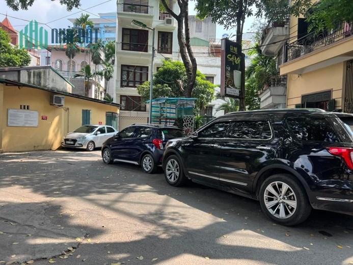 Trọng Tấn 45m x 8 tầng, mt: 3.9m gara ô tô, kinh doanh, thang máy