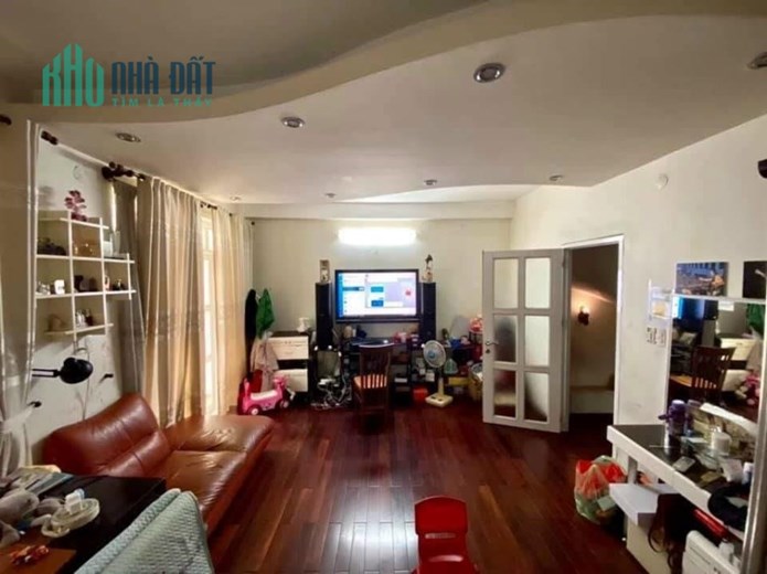 Cần tiền nhập hàng Tết BÁN GẤP nhà 2 tầng DT 64.5m2 Nguyễn Văn Quá chỉ 3.1 tỷ