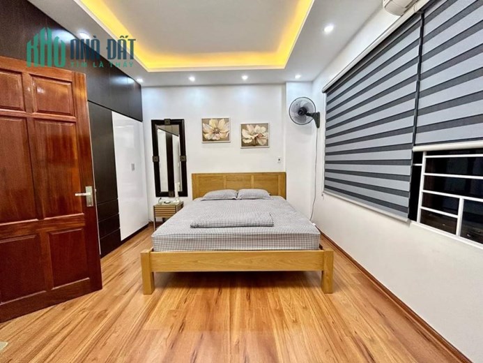 CHÍNH CHỦ BÁN CĂN NHÀ- TRUNG TÂM PHƯỜNG CỔ NHUẾ  -BẮC TỪ LIÊM 
 - DT57M2 - 4TẦNG – MT5,3m