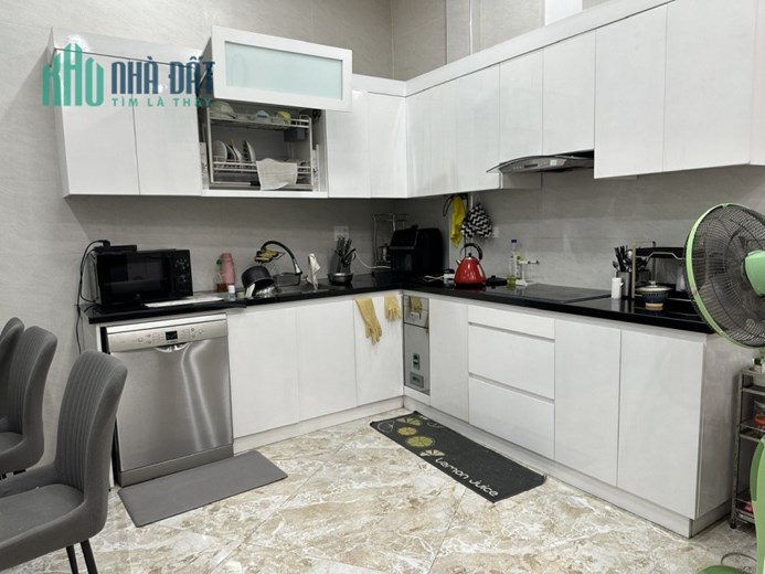 ĐỘI CẤN NHÀ ĐẸP 42M 5T MT6.8M GIÁ CHỈ 6 TỶ 9