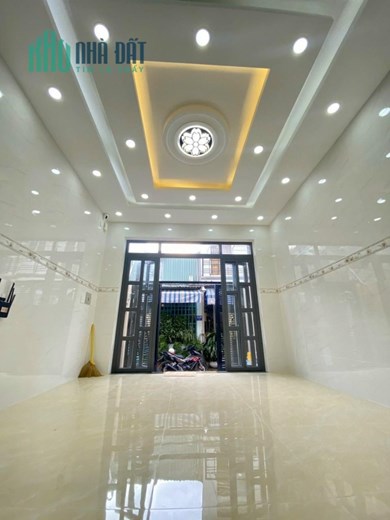 KINH DOANH TỐT cần đổi nhà lớn hơn nên bán gấp nhà DT 64.8m2 đường Song Hành chỉ 3.150 tỷ