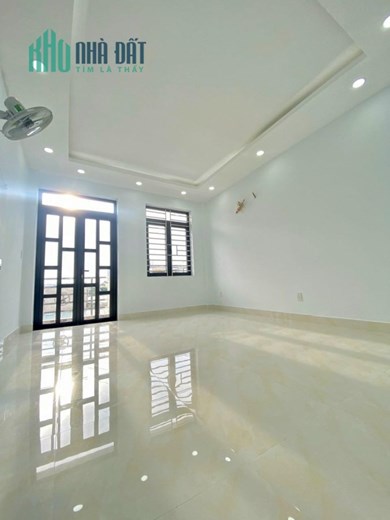 KINH DOANH TỐT cần đổi nhà lớn hơn nên bán gấp nhà DT 64.8m2 đường Song Hành chỉ 3.150 tỷ