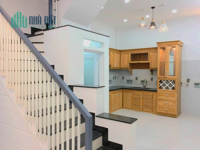Bán nhà Lê Quang Định Gò Vấp, gần 40M2 ngang 4.25M , 2PN chỉ nhỉnh 3tỷ