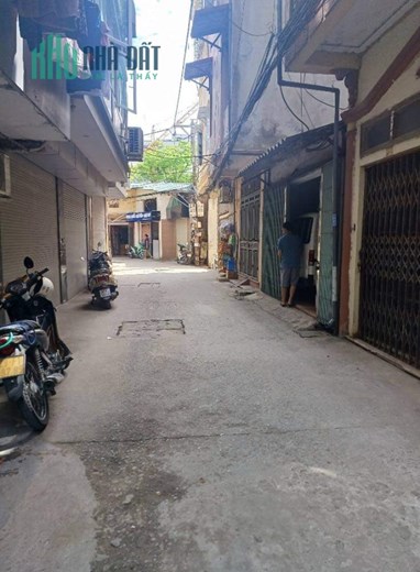 BÁN NHÀ GẦN HỌC VIỆN TÀI CHÍNH - BẮC TỪ LIÊM  -DT 37M2 - MT4,3M - Ô TÔ ĐỖ CỬA