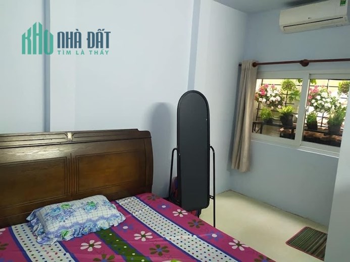 GIẢM 1,2 TỶ Bán nhà Lạc Long Quân Tân Bình, DT 56m2 Mới giá 4 tỷ nhỉnh