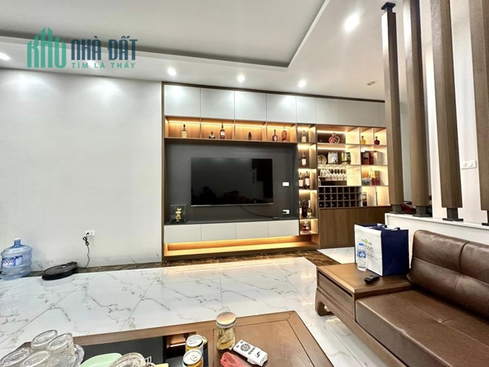 BÁN NHÀ ! PHỐ TRƯƠNG ĐỊNH, PHÂN LÔ, VỈA HÈ, KINH DOANH, 55M X 6 TẦNG. GIÁ  11 TỶ