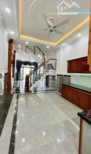 XÔ VIẾT NGHỆ TĨNH , NGANG KHỦNG, NỞ HẬU, 68M2, NHỈNH 4 TỶ