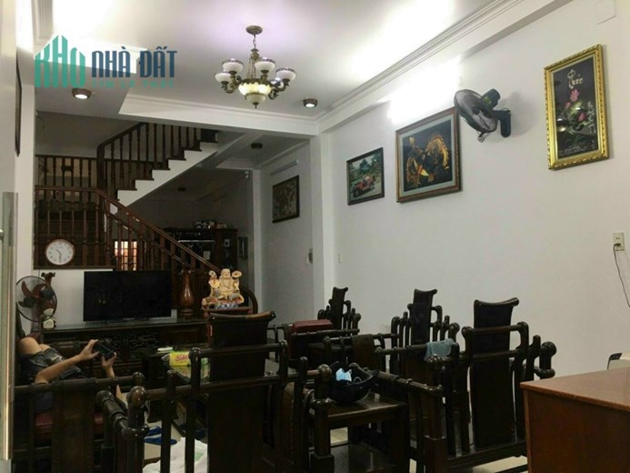 Bán gấp Nhà MT kinh doanh, P. Trường Thọ Thủ Đức, 93 m² - 5 Tầng