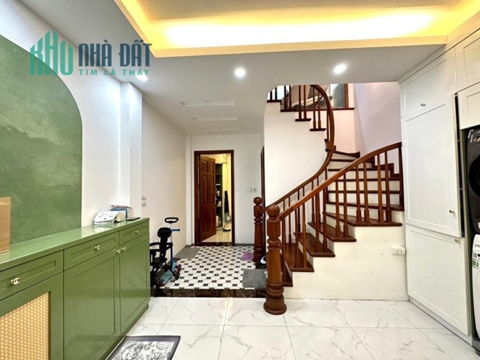 Siêu hiếm. Bán nhà Hoàng Văn Thái, Thanh Xuân. 40m2 x 4T. MT 5m. Ô TÔ. PHÂN LÔ. Hơn 6 Tỷ. 0968084286