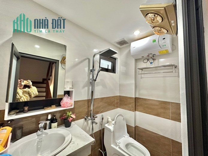 Siêu hiếm. Bán nhà Hoàng Văn Thái, Thanh Xuân. 40m2 x 4T. MT 5m. Ô TÔ. PHÂN LÔ. Hơn 6 Tỷ. 0968084286