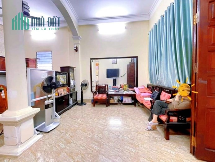 NHÀ ĐẸP! MẶT NGÕ - QUAN NHÂN - THANH XUÂN - 43m2 - Ở, CHO THUÊ - GIÁ HỢP LÝ