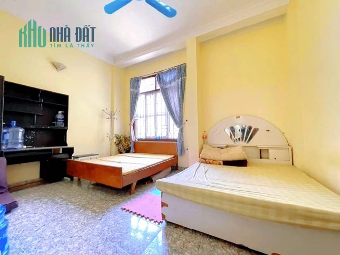 NHÀ ĐẸP! MẶT NGÕ - QUAN NHÂN - THANH XUÂN - 43m2 - Ở, CHO THUÊ - GIÁ HỢP LÝ