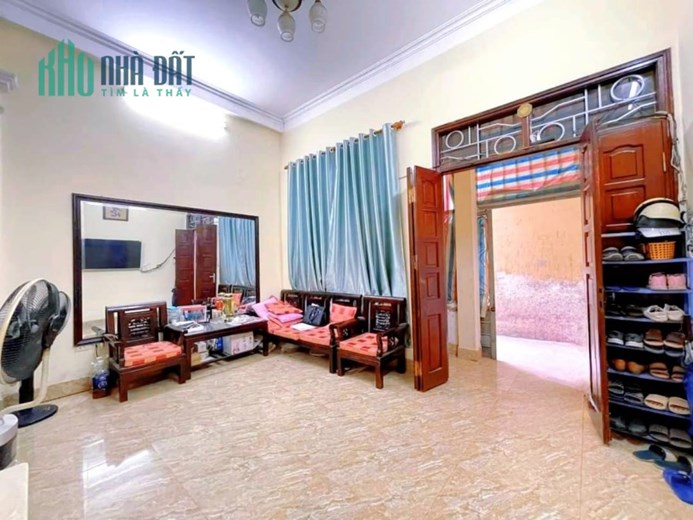 NHÀ ĐẸP! MẶT NGÕ - QUAN NHÂN - THANH XUÂN - 43m2 - Ở, CHO THUÊ - GIÁ HỢP LÝ