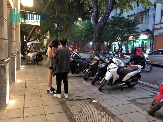 Hàng Hiếm Phố Cổ - Bán mặt phố VIP Nguyễn Khắc Cần - Hoàn Kiếm