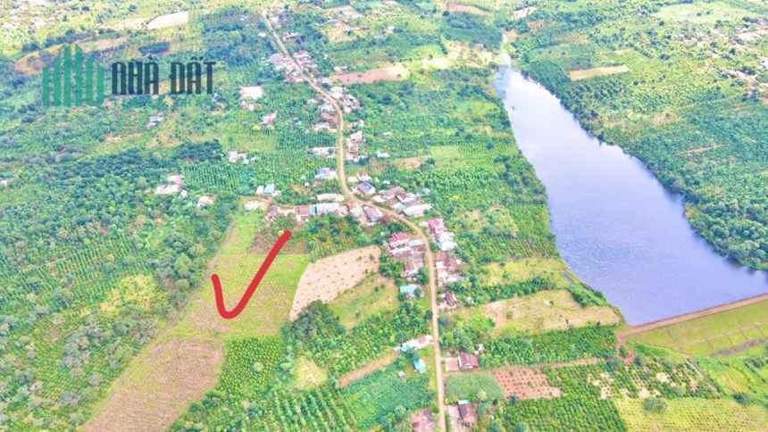 Đất gần Khu du lịch Buôn Wing giá 110tr lô 666m sổ hồng