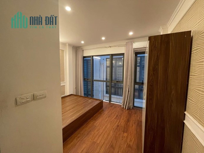 Cho thuê nhà Thụy Khuê, 35m2, 5T, 3N, 3N, đủ công năng, 12tr.