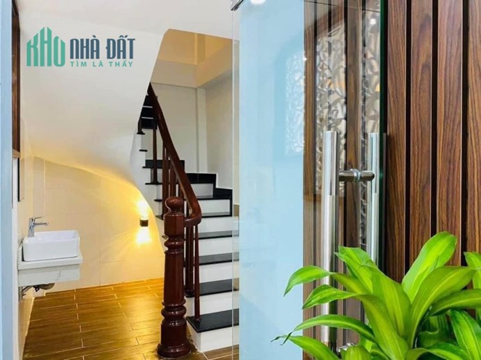 Bán nhà THANH XUÂN, PHÂN LÔ, Ô TÔ ĐỖ CỬA, VÀO NHÀ, VÀI BƯỚC RA NGÃ TƯ SỞ, 45m2, Măt tiền 4,7m