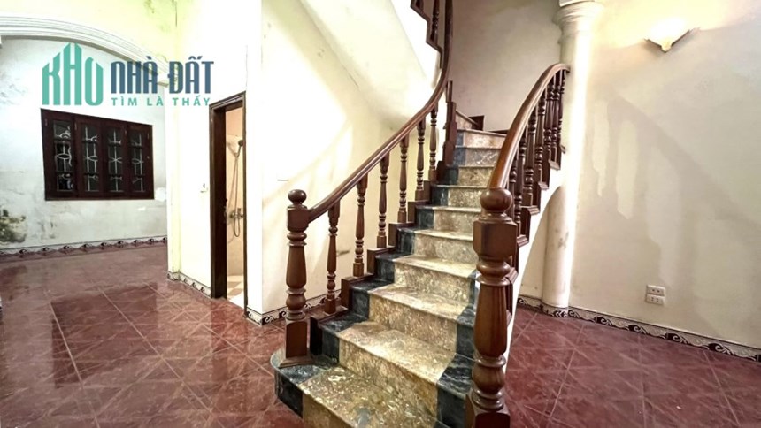 Bán Nhà Ngõ 219 Nguyễn Trãi 65m2, 3 Tầng, MT 4.45m Giá 6.15 tỷ. LH 0868868383
