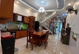NHÀ ĐẸP CHÍNH CHỦ - SỔ HỒNG RIÊNG Tại KP Đông Tân, Dĩ An - Bình Dương