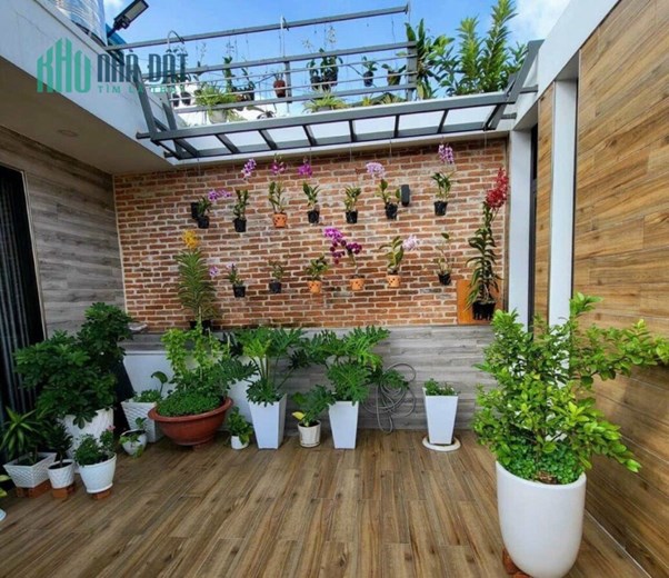 KHU NỘI BỘ AN NINH, NHÀ TUYỆT ĐẸP NGAY TÂN SƠN NHÌ-ĐỘC LẬP. GIÁ 9.5 TỶ TL