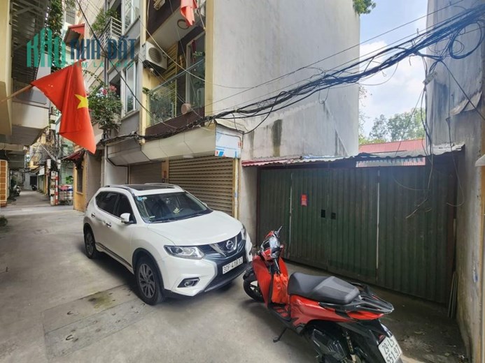 BÁN CẮT LỖ đất Lạc Long Quân- 48m- ô tô- gần phố- gần hồ Tây- chỉ 4 tỷ 8