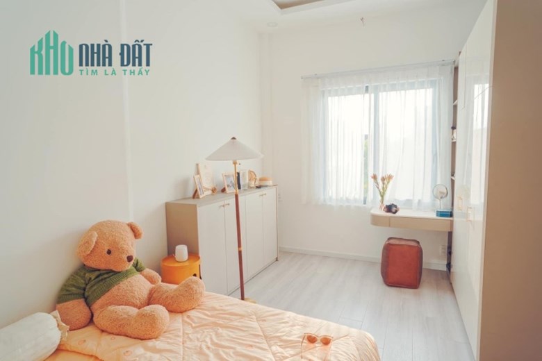Chủ cần bán nhà siêu xinh, với tông màu Hồng cute.. giá cả còn Fix
