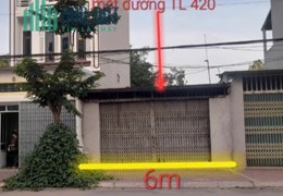 Chủ gửi bán em Hoa Hậu 90m2 Full thổ  mặt đường nam tỉnh lộ 420 có sẵn nhà cấp 4 
Mặt tiền  6m =