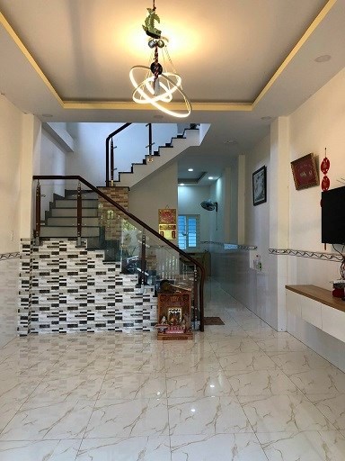 Cho thuê nhà 1 trệt, 1 lầu 2PN tại 1041/62/139/14 Trần Xuân Soạn, KP5, Tân Hưng Q7