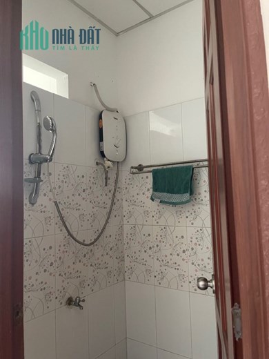 Chính chủ cho thuê căn hộ Ngọc Khánh, 21 Nguyễn Biểu, P5, Q5 :