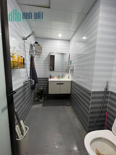 bán căn hộ  58 mét tấng thấp 2 ngủ 2wc giá 1ty580tr hh linh đàm
