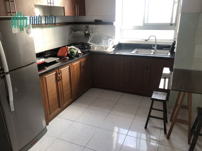 Chính chủ cho thuê căn hộ Ngọc Khánh, 21 Nguyễn Biểu, P5, Q5 :