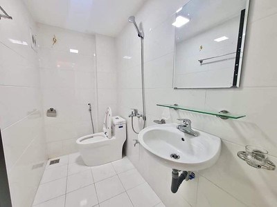 Nhà Siêu Ngon Quận 11, XE TẢI ĐỔ CỬA, 66m2, 9.4 TỶ CÒN 6.4 TỶ  RẺ NHƯ CHO