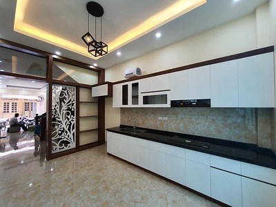 Nhà Cực Ngon Quận 11, Ô-TÔ ĐỔ CỬA, 67m2, CHỦ NGỘP, 9.5 TỶ CÒN 6.5 TỶ