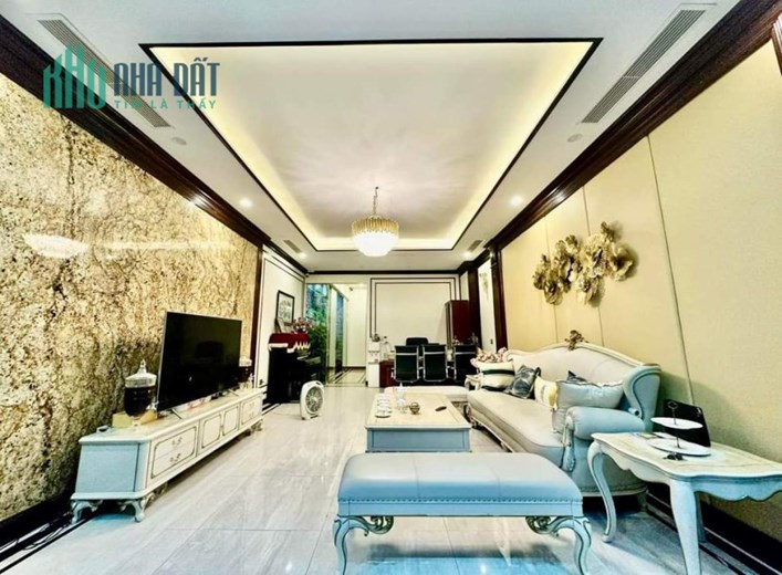Tôi bán gấp Lô Góc liền kề KĐT Văn Quán gần trường Ban Mai 135m2 chỉ 15.68 tỷ. LH 0989.62.6116