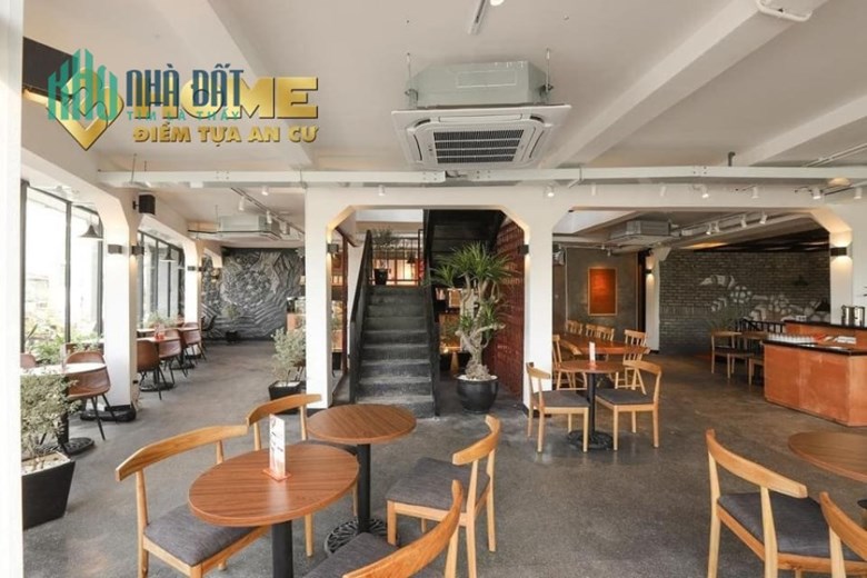 MT2510. CHO THUÊ NHÀ MẶT ĐƯỜNG TRUNG TÂM THÀNH PHỐ LÔ GÓC 420M2