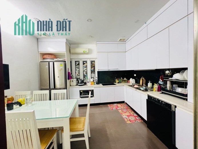Bán nhà Nguyễn Văn Cừ, Long Biên, 55m x 5 tầng, MT 4m, 7 tỷ 3