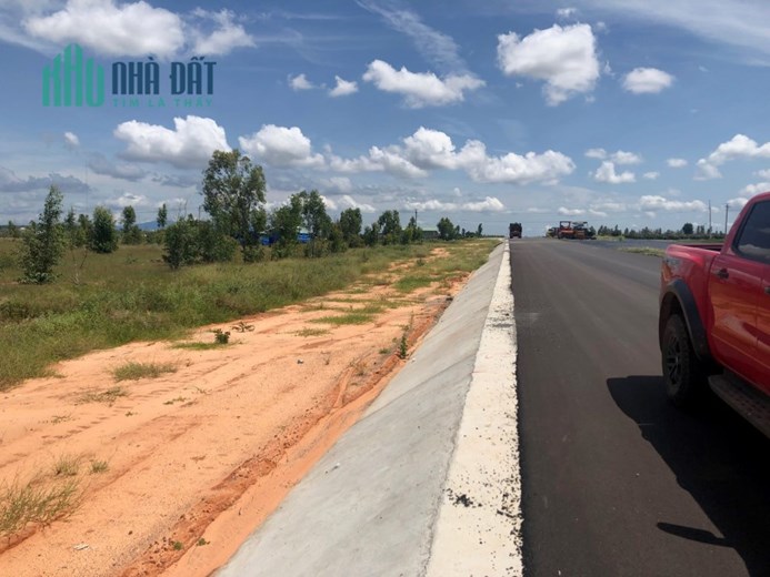 Giảm 50% bán đất 140 m hai mặt tiền đường 719B 36m ngay Novaworld Phan Thiết Bình Thuận