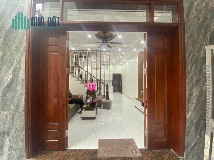 SIÊU PHẨM! LÔ GÓC - VƯƠNG THỪA VŨ - THANH XUÂN - 65m2 NHÀ ĐẸP Ở NGAY - GIÁ HỢP LÝ