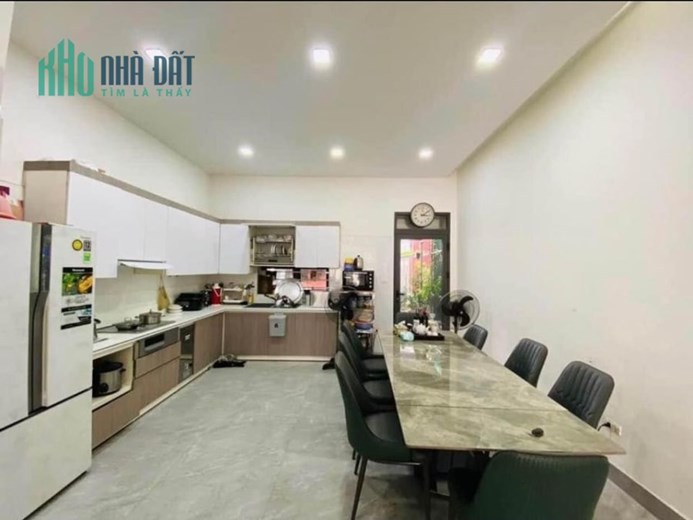 Bán nhà tuyến 2 Trung Lực, 100m 4 tầng GIÁ 7 tỉ đường ô.tô đỗ cửa cực đẹp