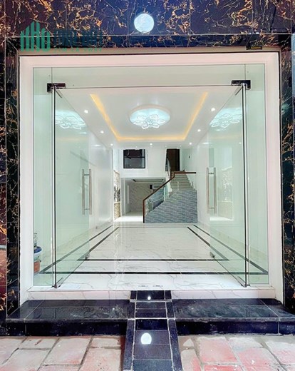 Bán nhà ngõ 302 Văn Cao, diện tích 54m 4 tầng GIÁ 3.2 tỉ gần gara ô.tô