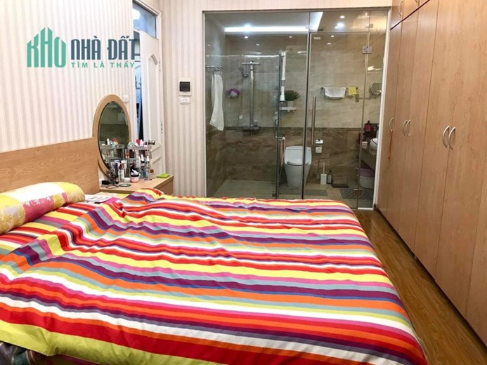 💥NỘI THẤT VIP💥Chung cư 17T2 Hoàng Đạo Thúy 153m2, 3PN, Slot Ô tô, chỉ 6.38 tỷ