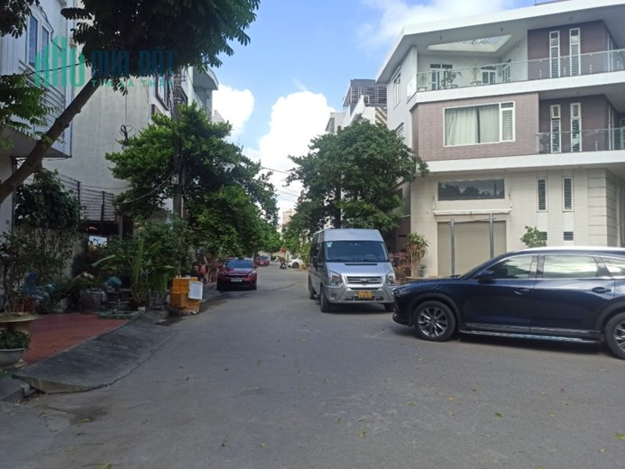Bán đất phân lô 193 Văn Cao - Thư Trung 2, diện tích 90m đường 12m GIÁ 4.32 tỉ