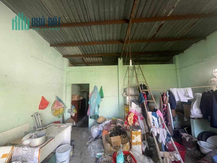 Bán đất tặng nhà MT 300m2, góc 3 mặt đường KD Đông Hưng Thuận, Quận 12
