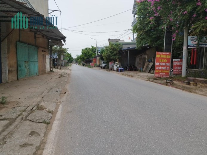 (CỰC HIẾM) Lô đất duy nhất có ki ốt đang kinh doanh ngay gần ngã tư vành đai V trên mặt đường Lí